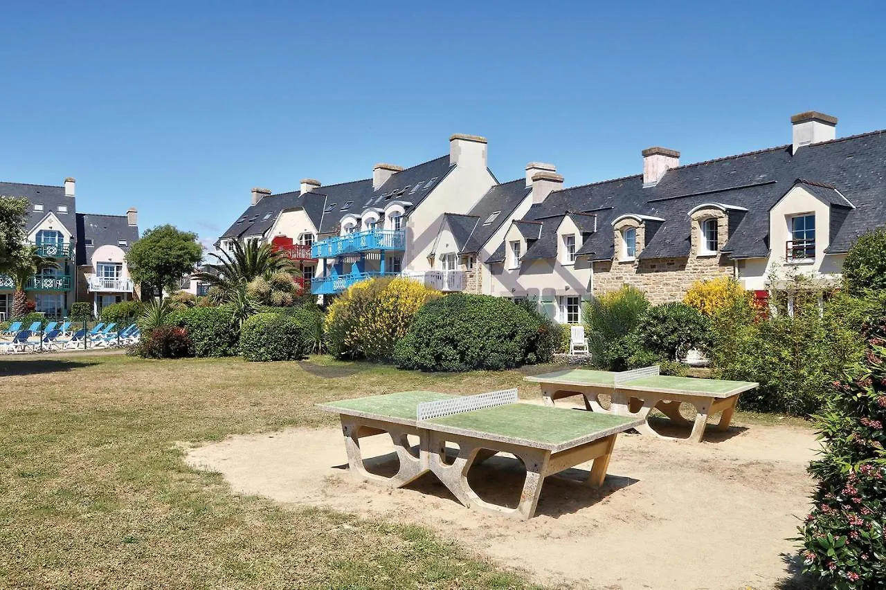 Au Guilvinec Seaview: Beachfront Retreat with Pool and Garden France