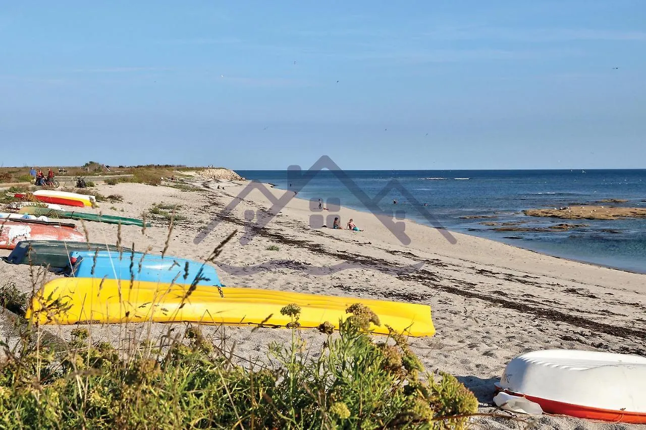 Au Guilvinec Seaview: Beachfront Retreat with Pool and Garden 0*,