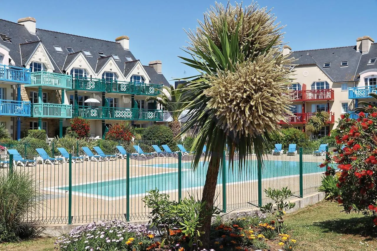 Au Guilvinec Seaview: Beachfront Retreat with Pool and Garden France